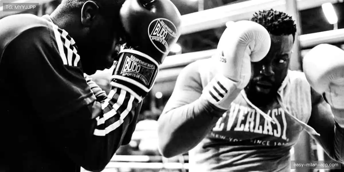 💥实时弹幕互动，与全球球迷共沸腾！⚽️